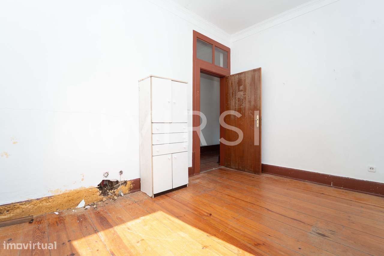 Moradia para remodelar a 3 min do ISCAC-13