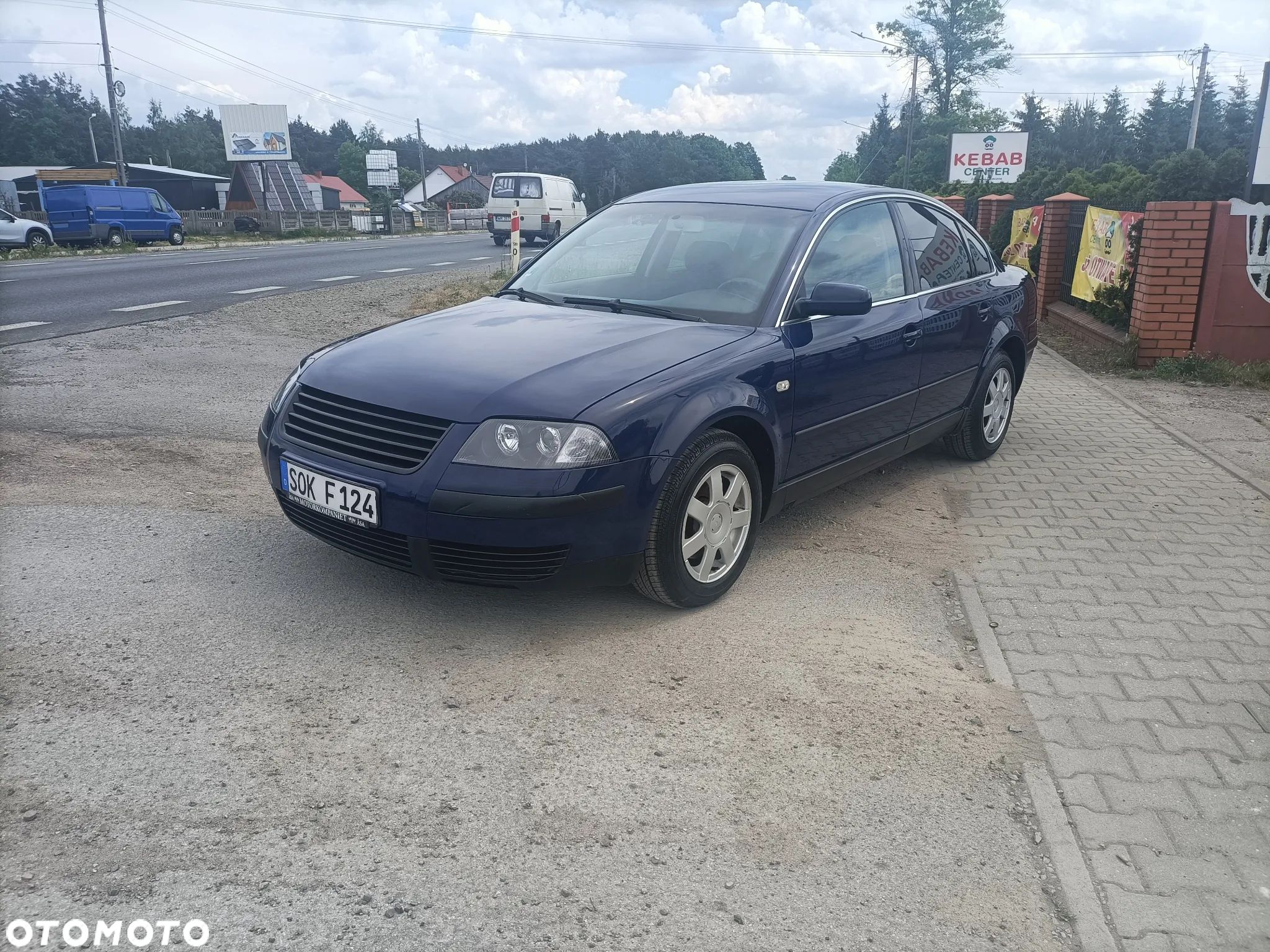 Volkswagen Passat 1.6 Comfortline - 1