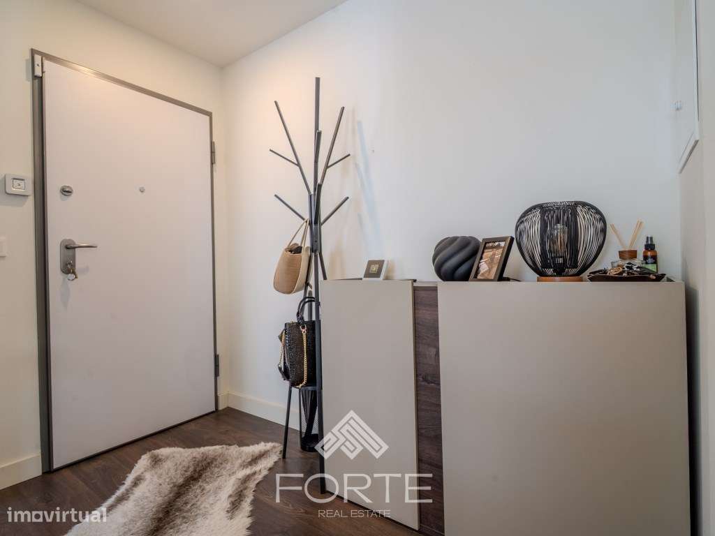 Apartamento T2 no Cavaco em Santa Maria da Feira-16