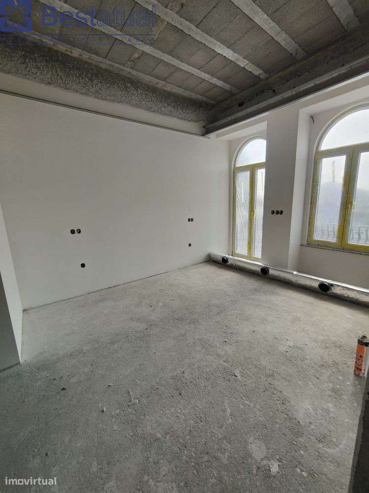 Moradias Bifamiliar - Acab. de Qualidade - Avidos-42