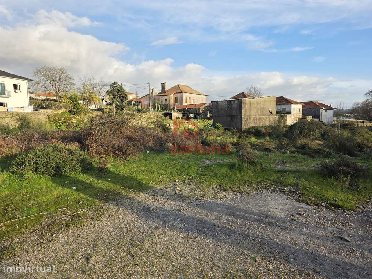 Lote de Terreno para Construção com 1.235m2 em Meixomil, Paços de Ferr - Grande imagem: 2/5
