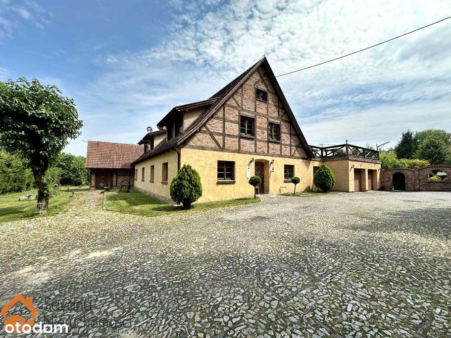 Wyjątkowa posiadłość z dużą działką przy lesie-18