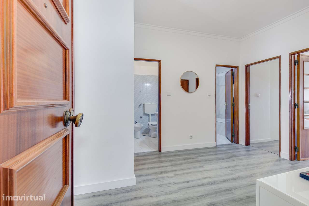 Apartamento T3 com 2 casas de banho em Agualva-8