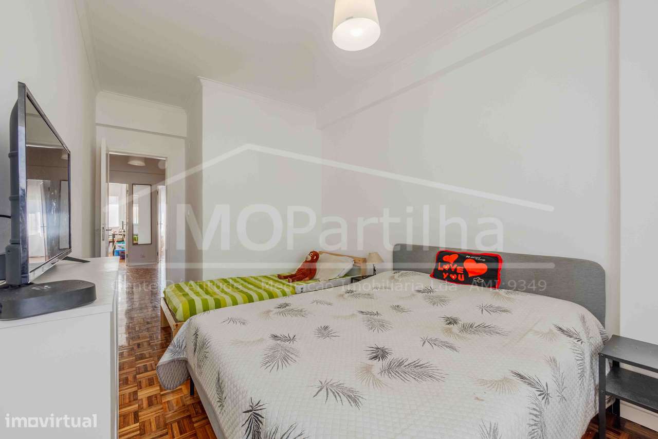 *Apartamento T3 no Cacém de Cima* - Grande imagem: 2/28