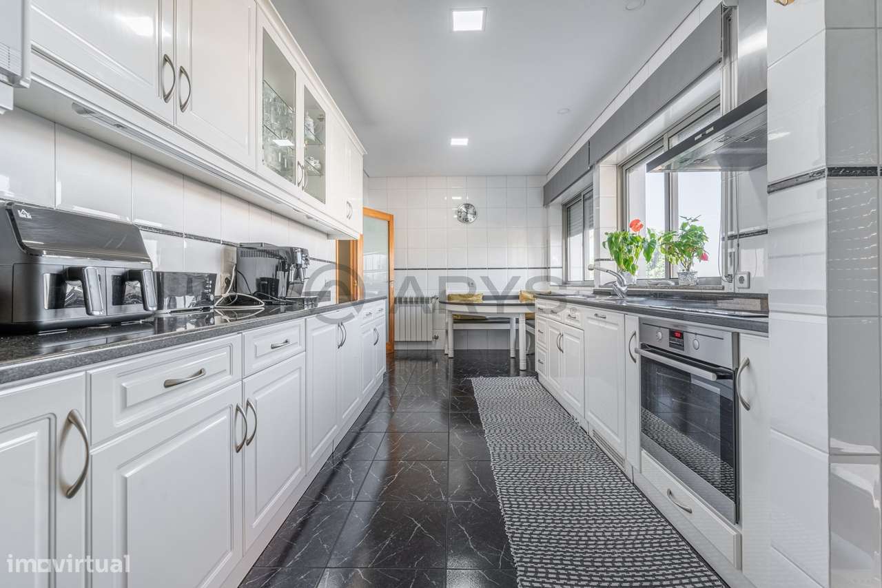 Moradia T4 com Piscina - Nogueira, Braga-20