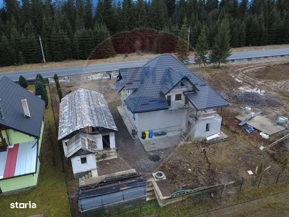 Casă / Vilă cu 8 camere de vânzare-4