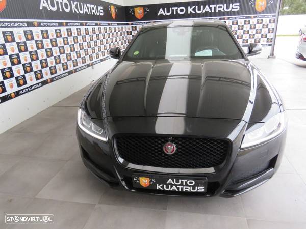 Jaguar XF - 13