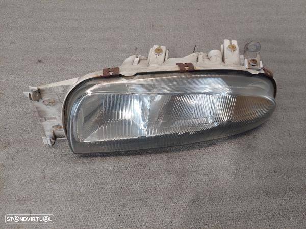 Otica / Farol Esq Ford Fiesta Iv (Ja_, Jb_) - 2