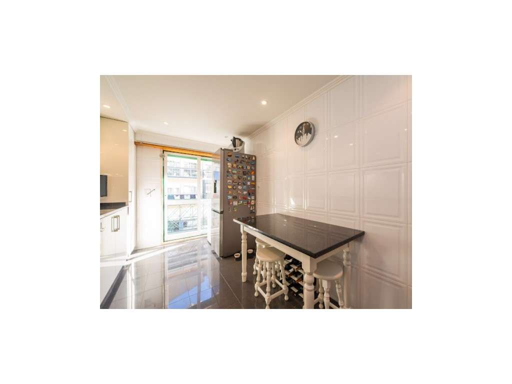 Excelente Apartamento T3 com 2 Lugares de estacionamento em Campina...-11