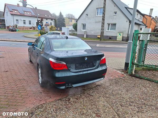 BMW Seria 5 525i - 6