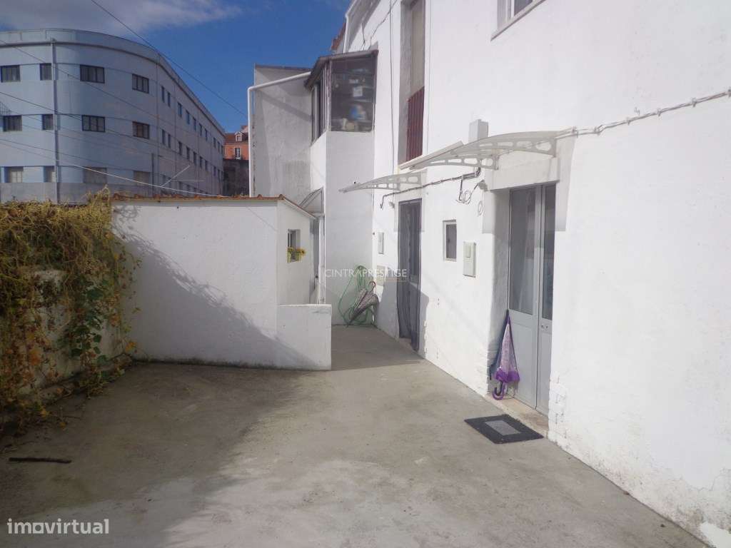Sintra/Estefânia Prédio com 4 apartamentos T1,logradouro - Grande imagem: 5/7