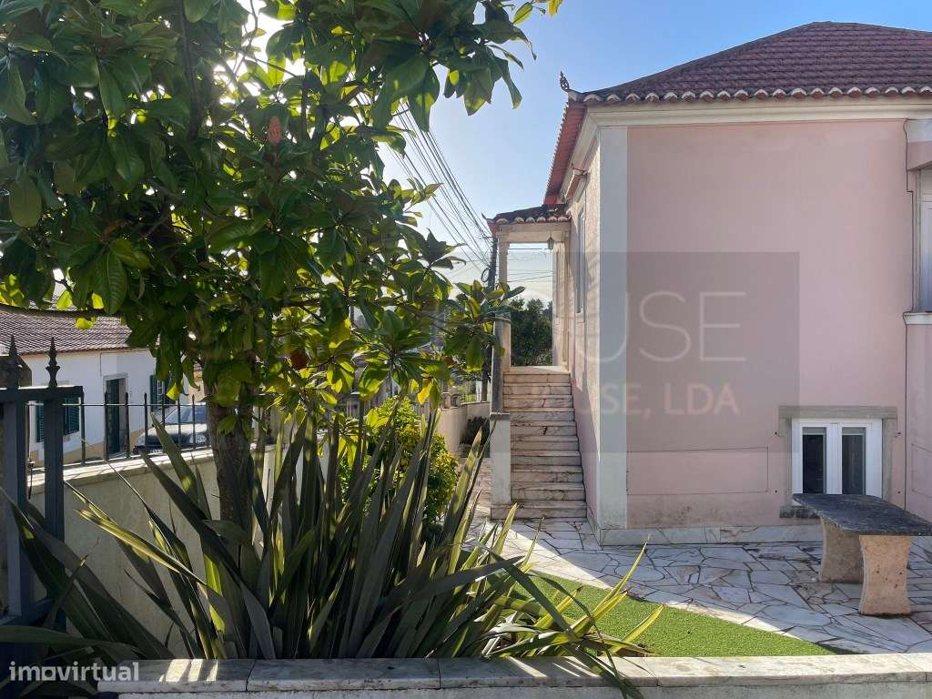 Moradia T3 Renovada na Várzea de Sintra - Charme, Conforto e Vista ...-45