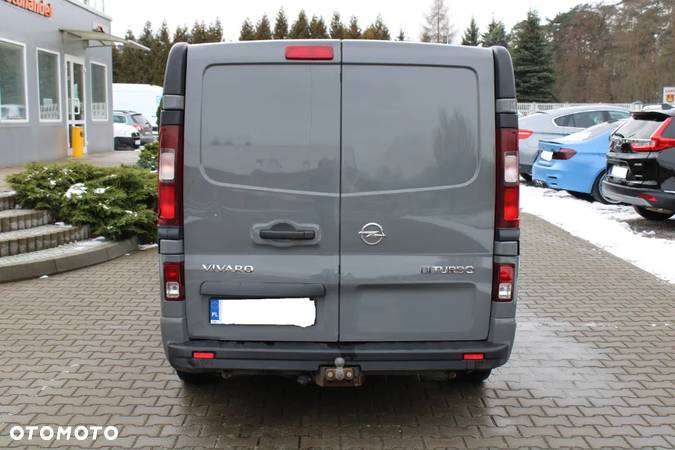 Opel Vivaro - 2