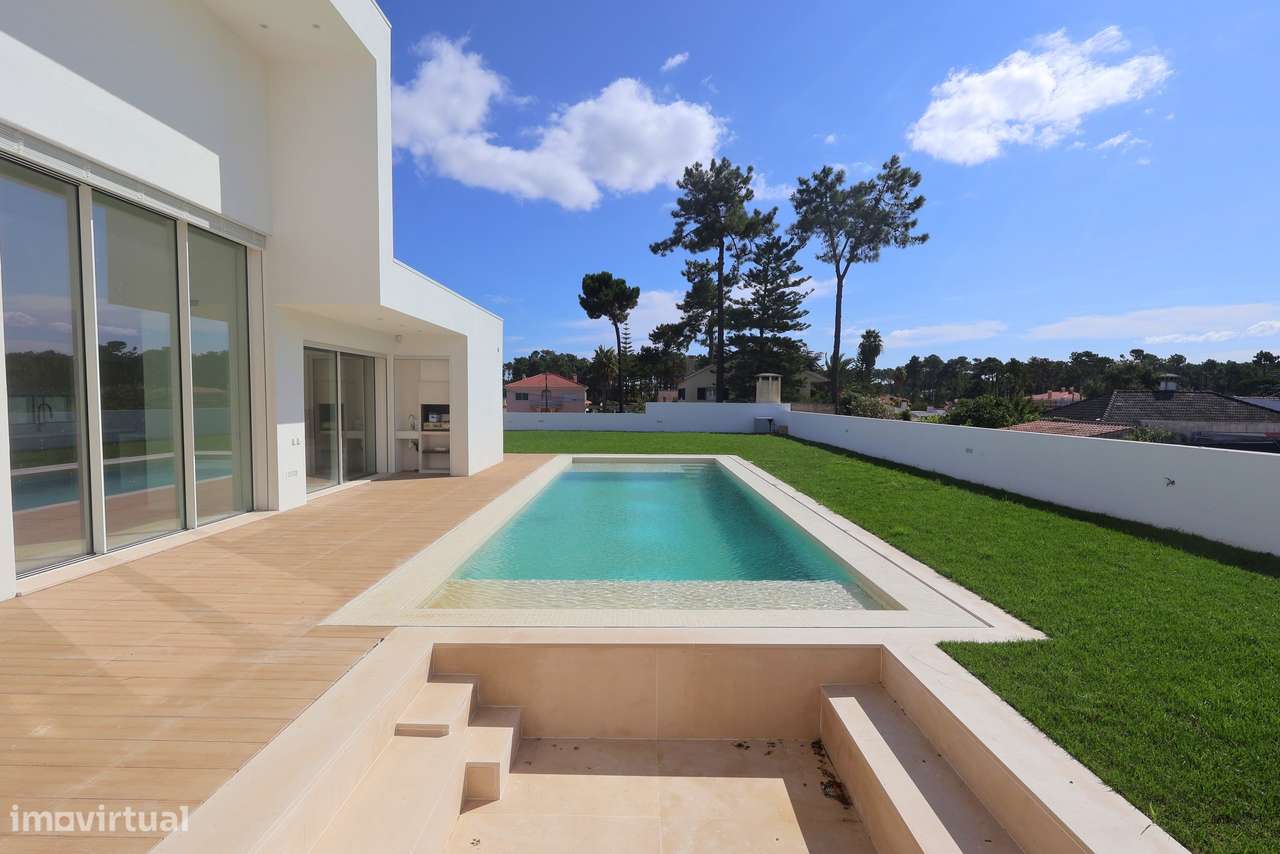 Moradia Contemporânea T4 na prestigiada Verdizela - Grande imagem: 3/53