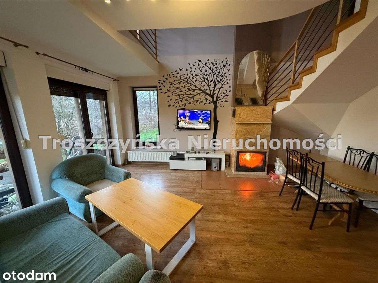 Duży dom Kolonia Poczesna z 2010 roku-1