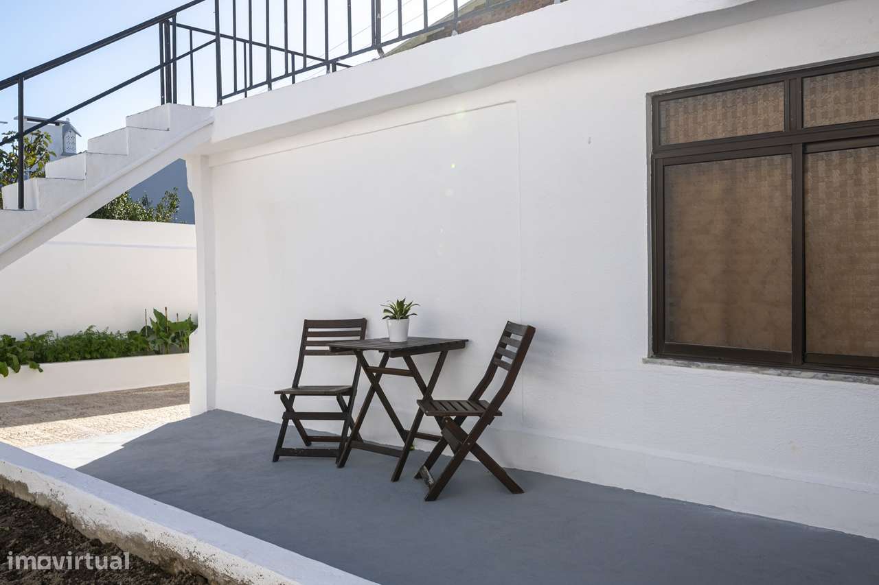 Moradia T2+1, c/ Garagem, Bairro do Areias – Montijo-14