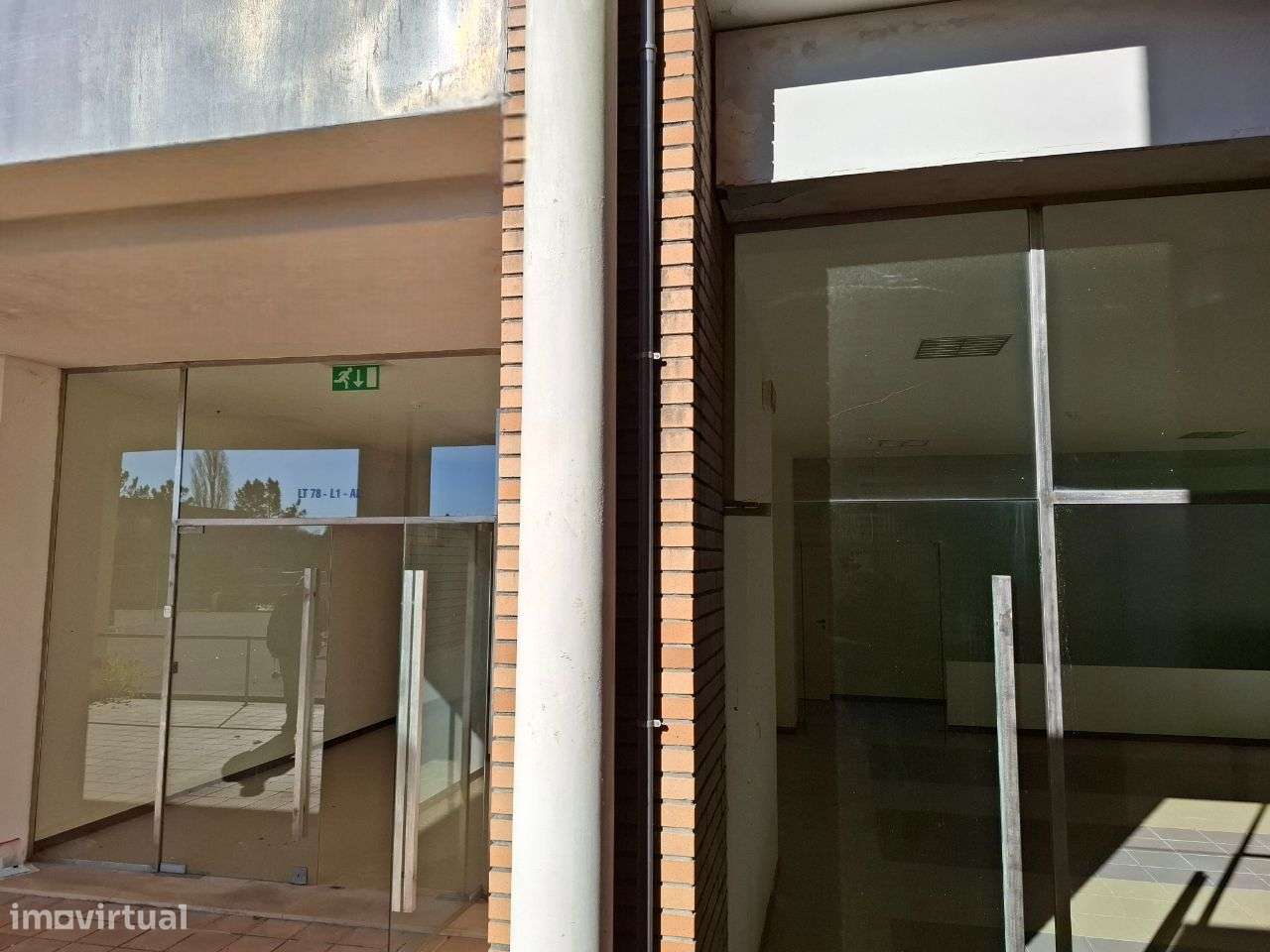 Quinta da Barca - Loja com 250 m2 - Grande imagem: 5/42