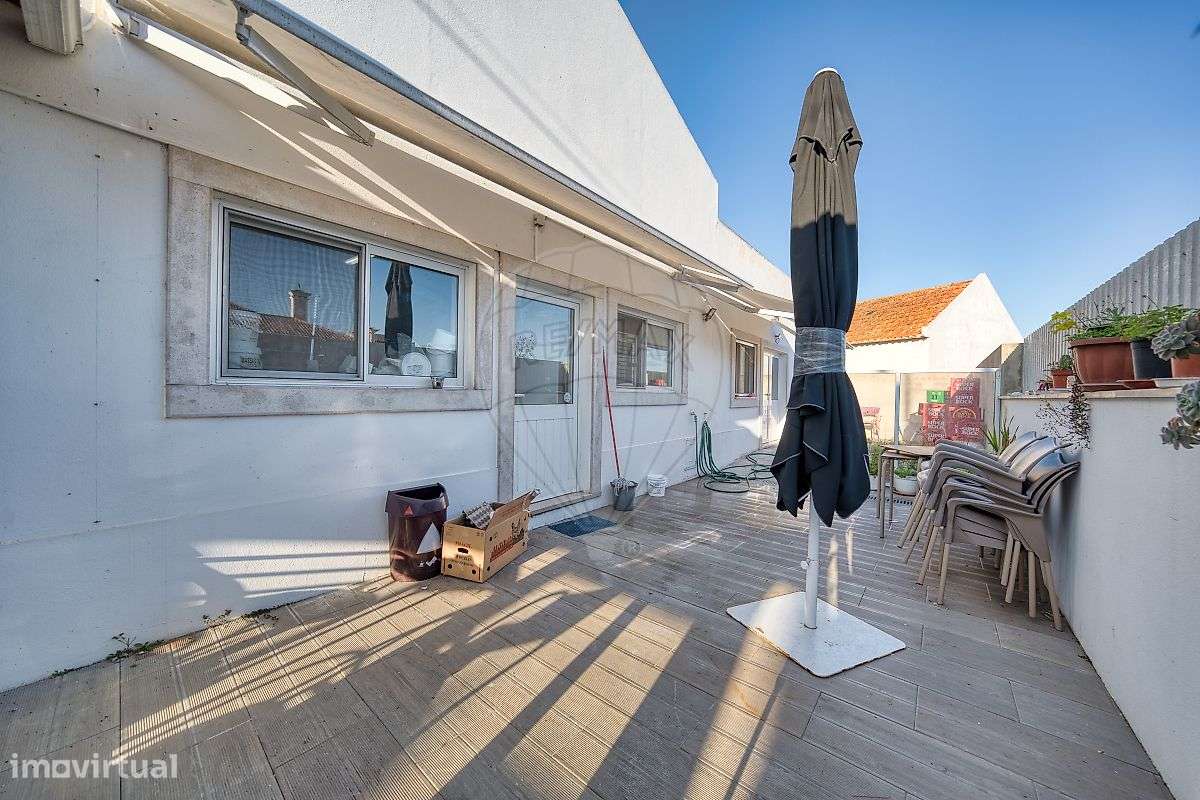 Outros - Comercial  para arrendamento - Grande imagem: 3/43