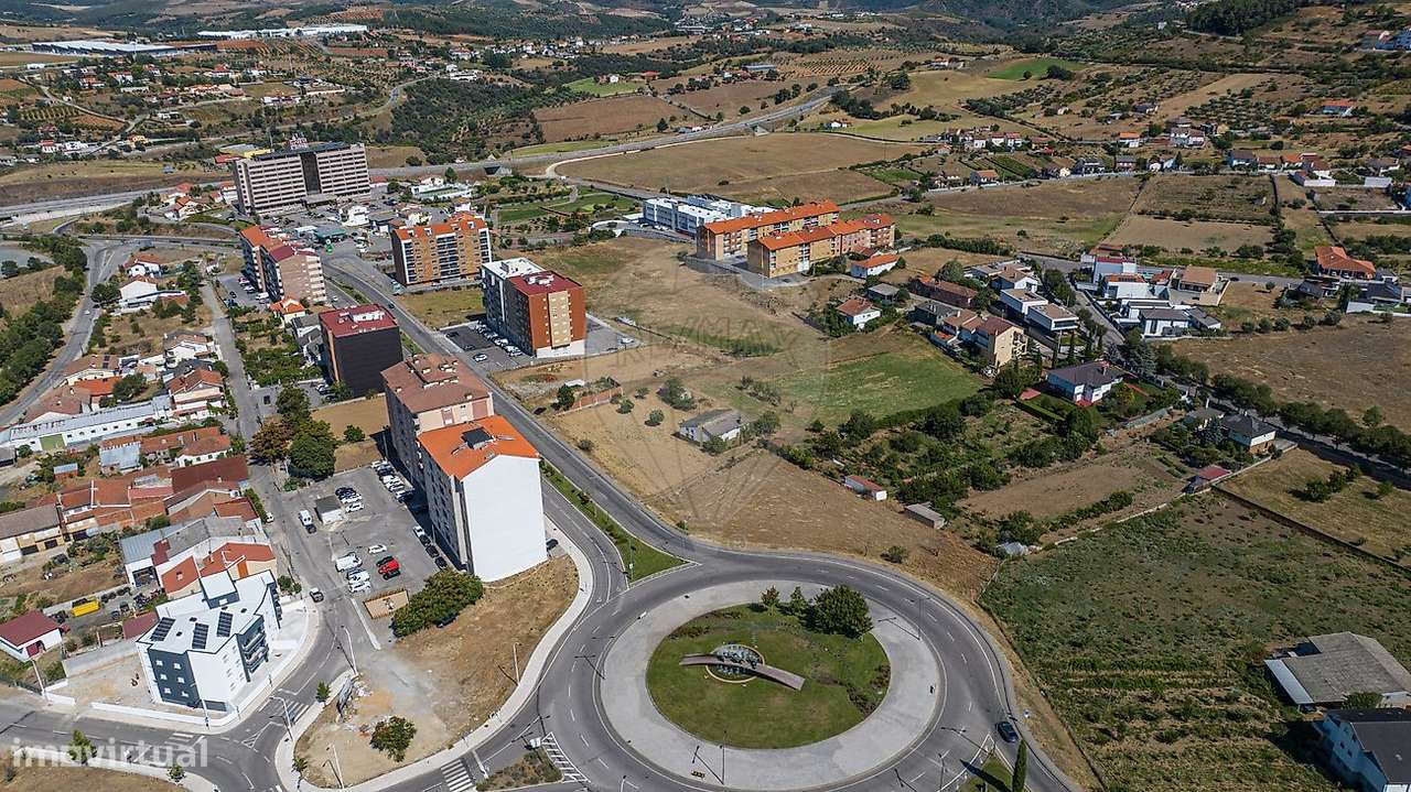 Terreno  para venda - Grande imagem: 1/24