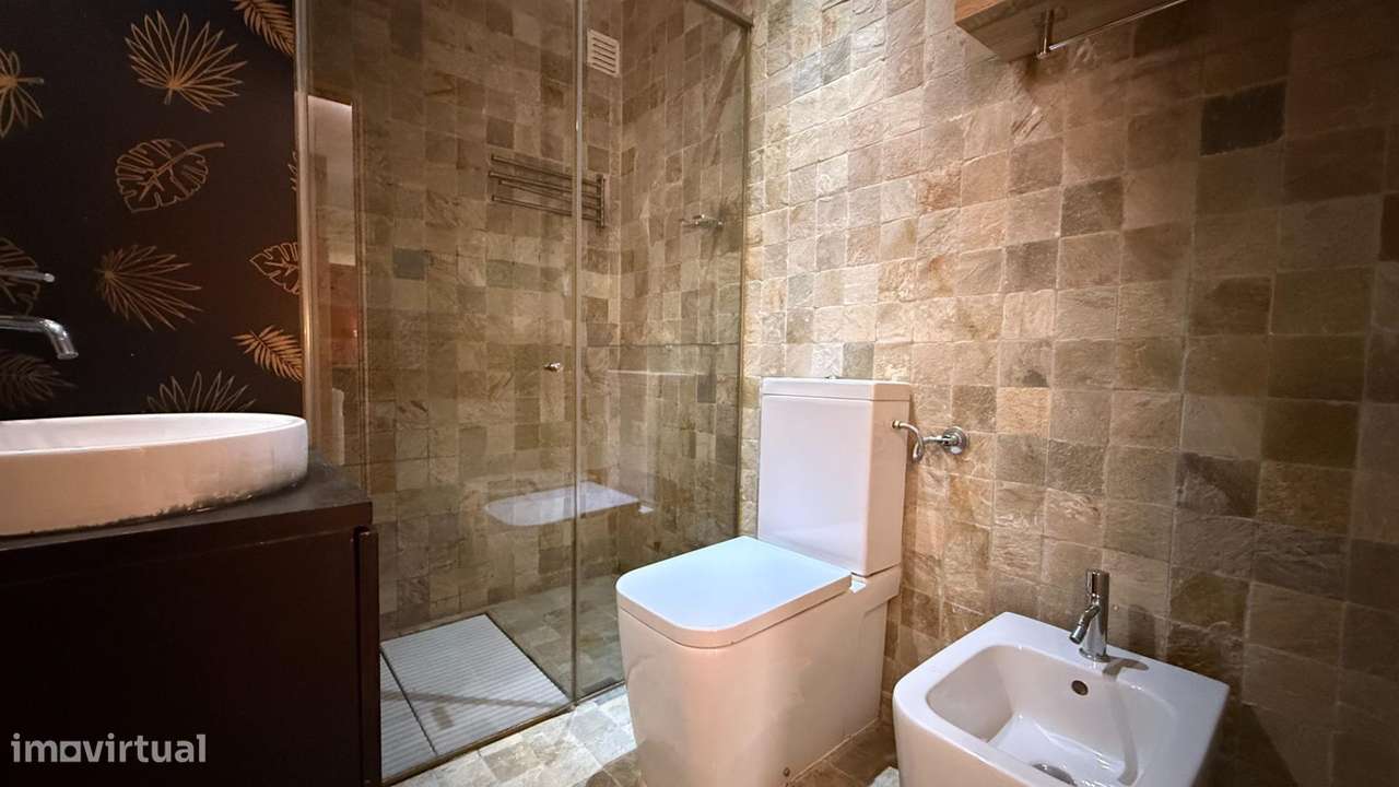 Apartamento T3 Duplex (Terraço e Vista Mar)-18