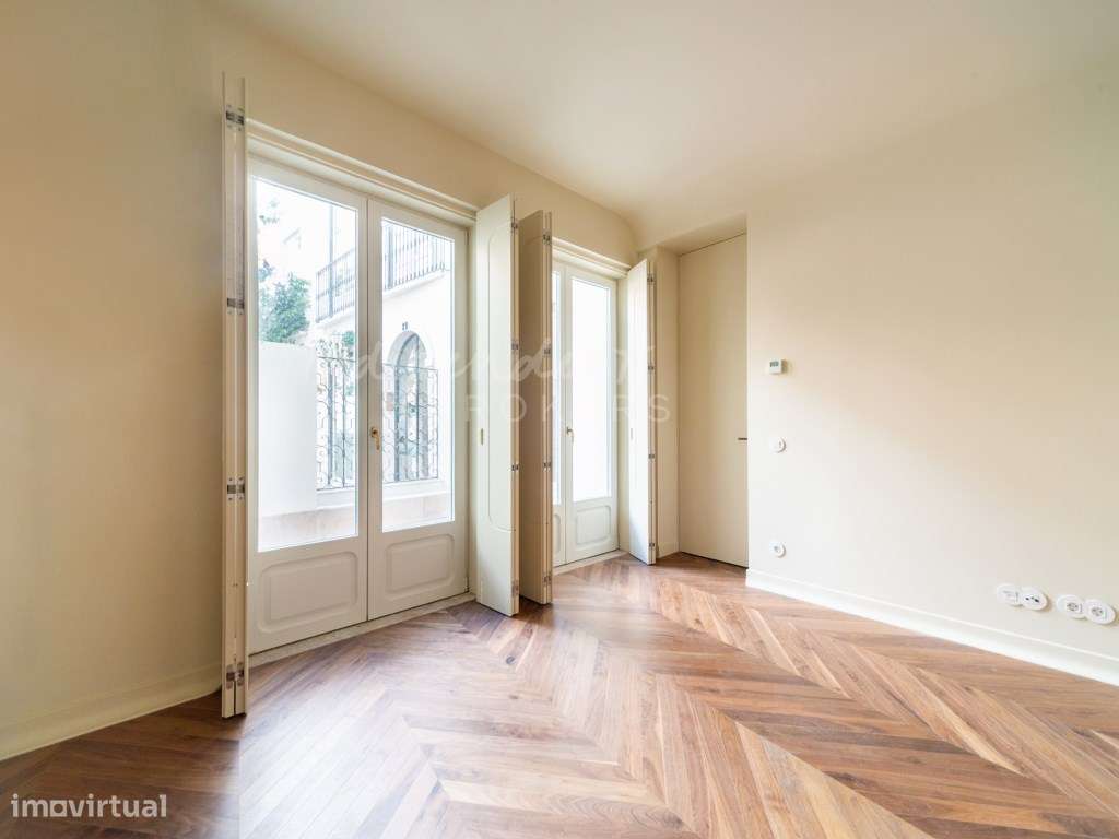 APARTAMENTO T1 - SANTA MARIA MAIOR - Grande imagem: 4/14