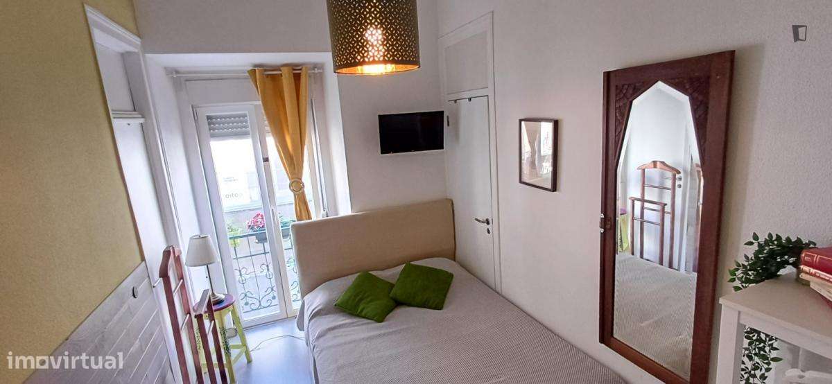 Quarto - localizado em Arroios Lisbon - Grande imagem: 5/10