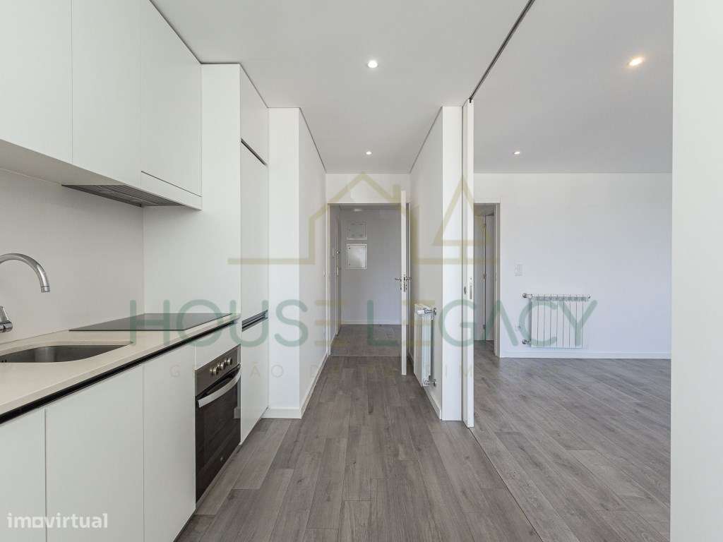 Apartamento T2 em frente ao Hospital São João-7