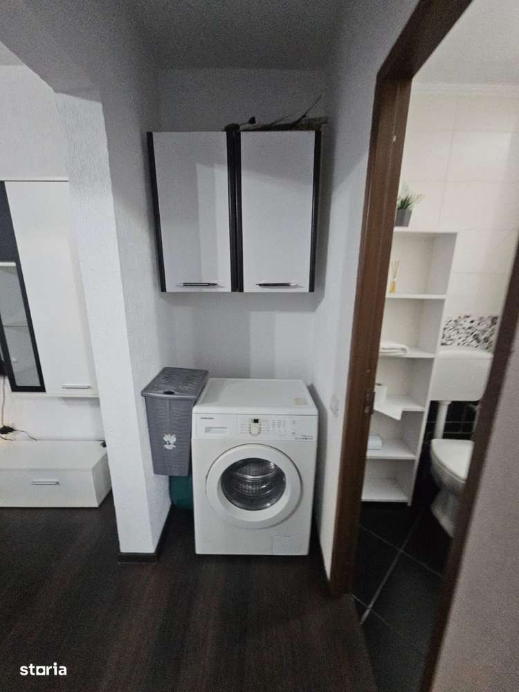 Apartament cu 3 camere de vânzare în Curtea de Argeș.-12