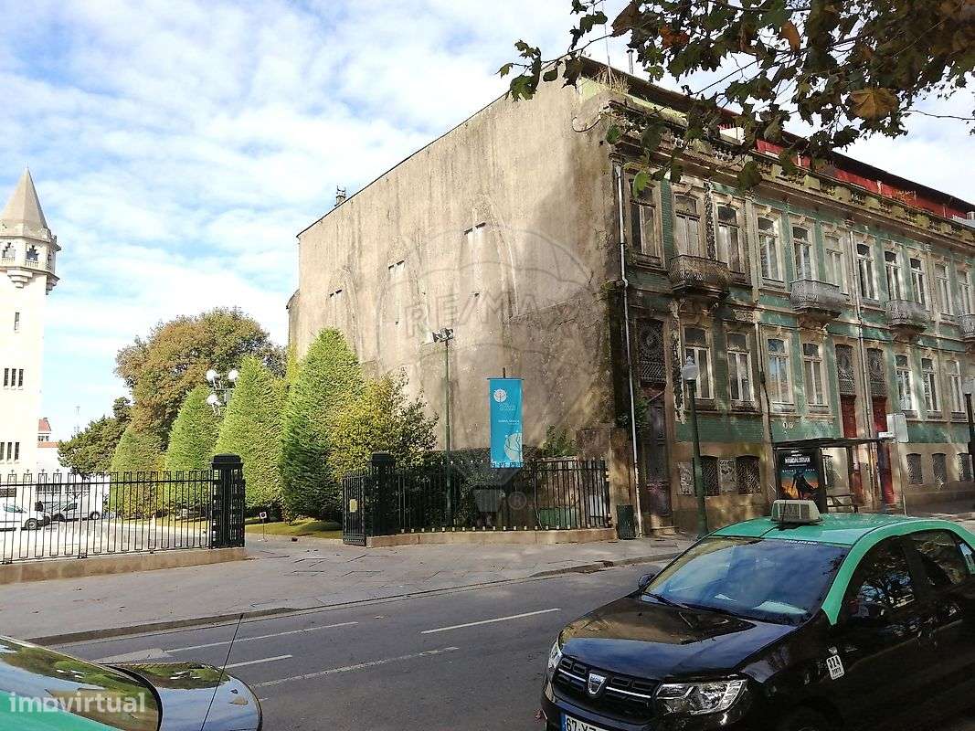 Prédio  para venda - Grande imagem: 2/9