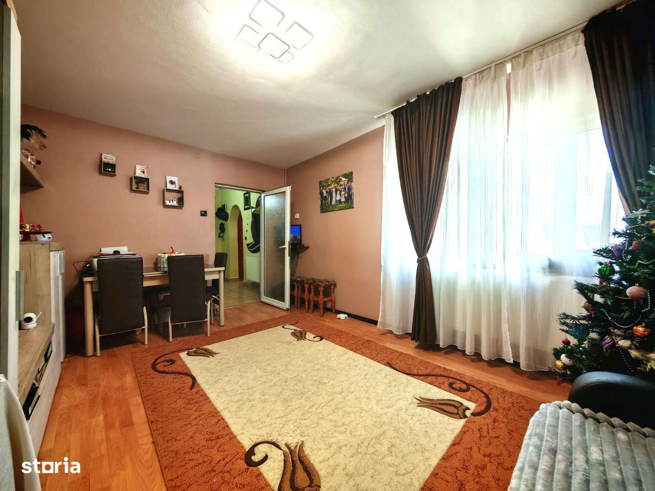 Apartament decomandat cu 2 camere de vânzare, zona Tic Tac - Imagine principală: 4/11
