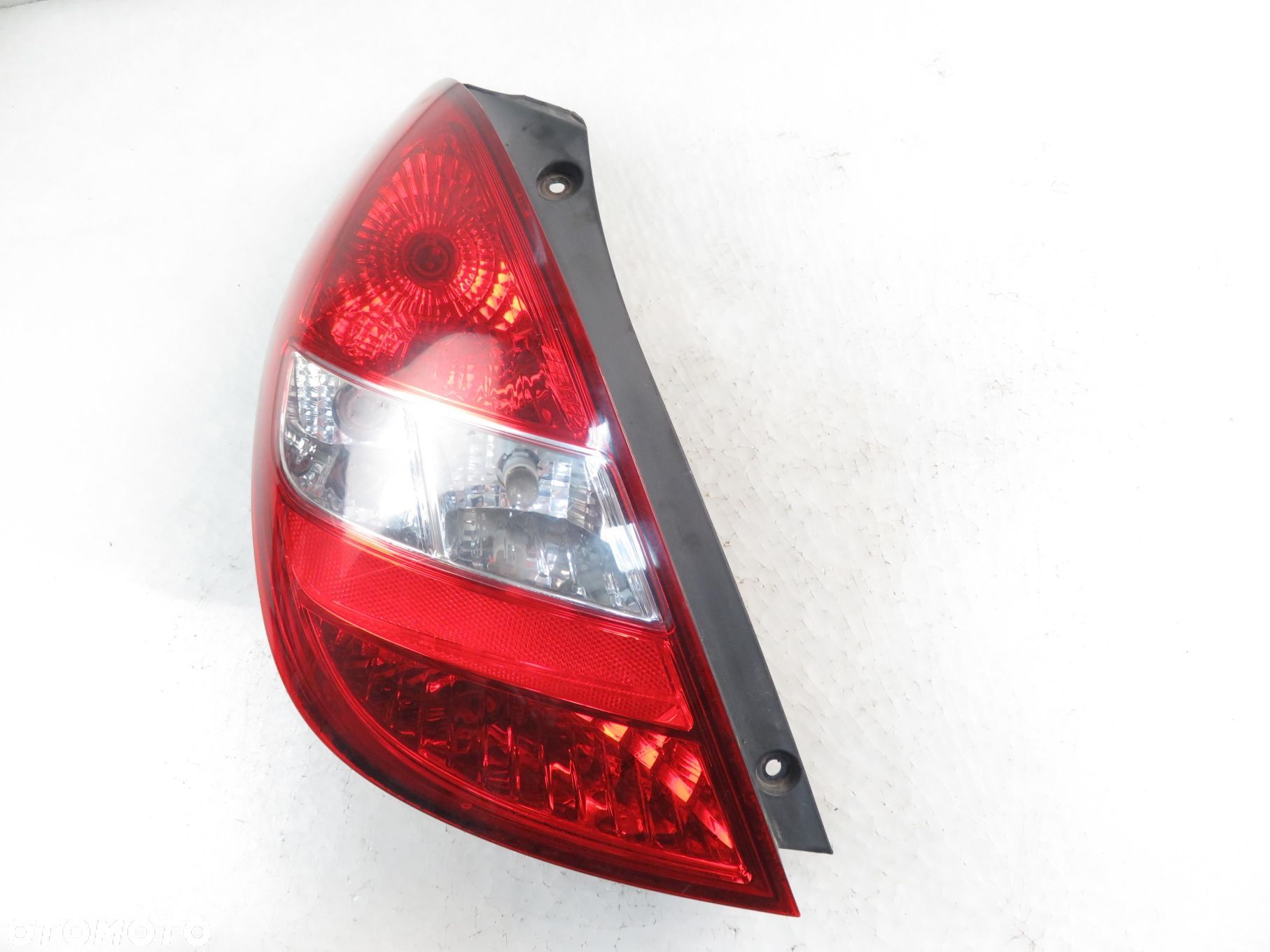 LAMPA LEWA TYLNA HYUNDAI i20 (PB, PBT) 924014P000 - 1