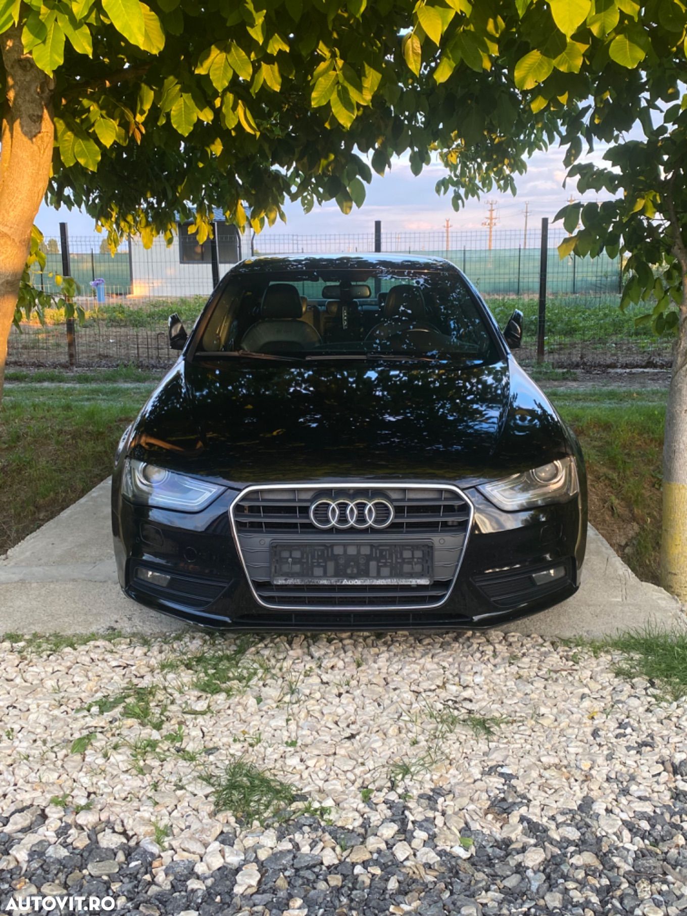 Audi A4 - 1