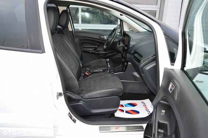 Ford EcoSport 1.0 EcoBoost ST-Line Black ASS - 26