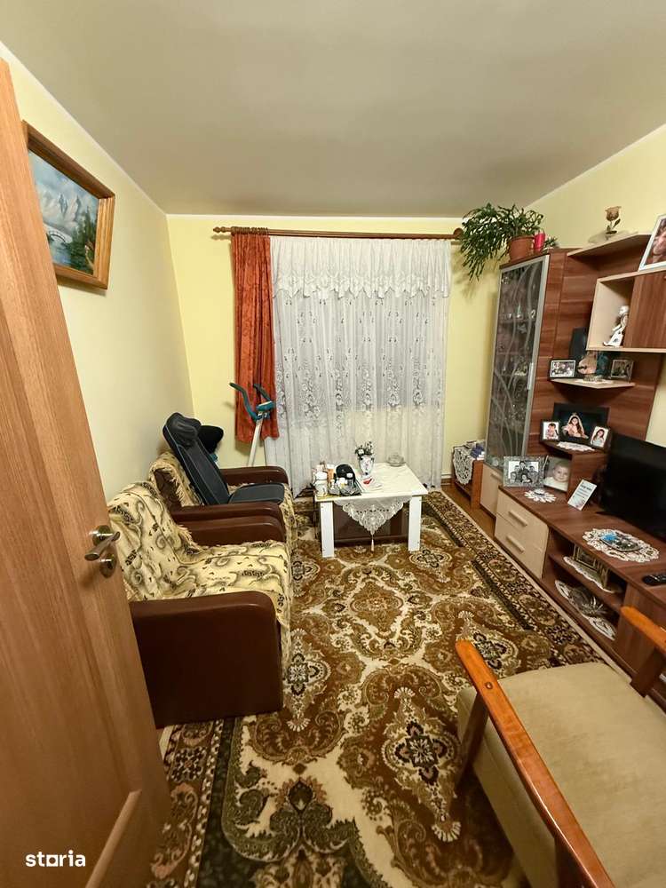 Apartament cu 4 camere decomandate in apropierea spitalului-9