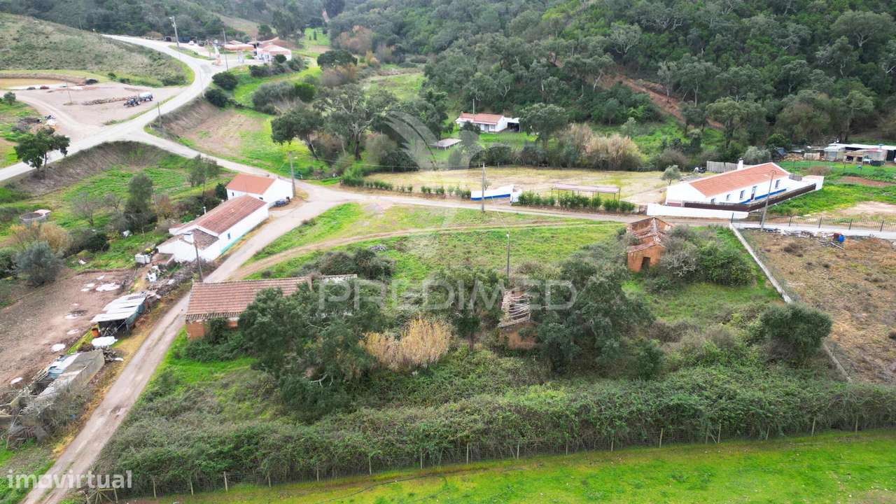 Quintinha com 3 ruínas a 20 Km da praia da Zambujeira - Grande imagem: 5/18