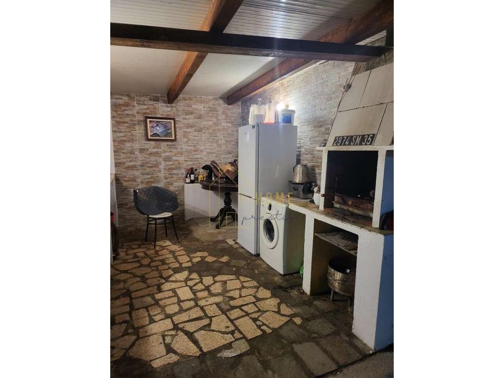 Excelente Quinta Bi familiar ou de Investimento-37