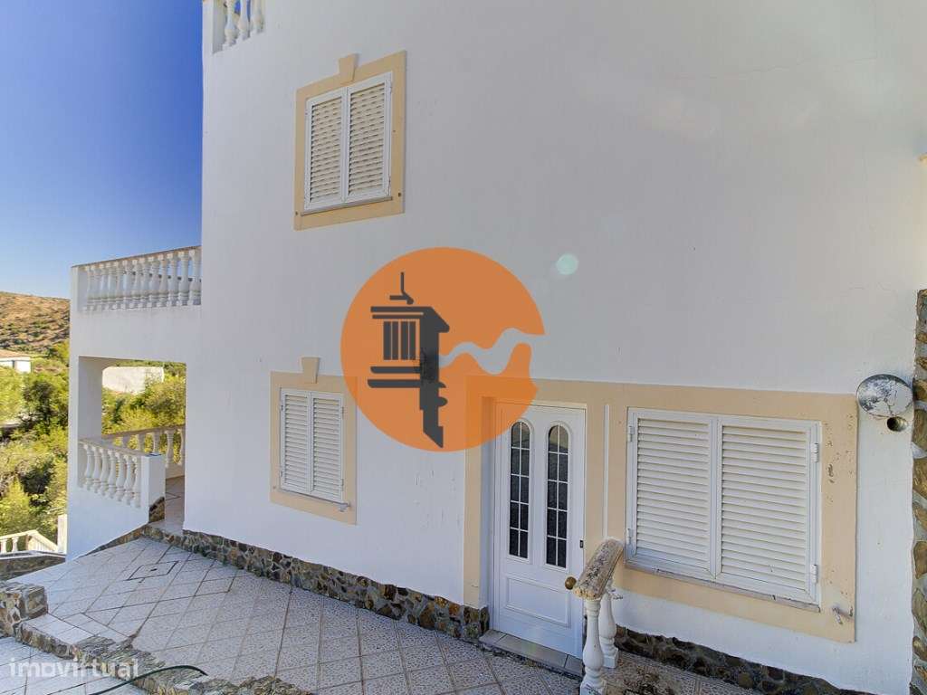 Moradia V4 com terreno + 1 estúdio com vista do rio em Álamo-34