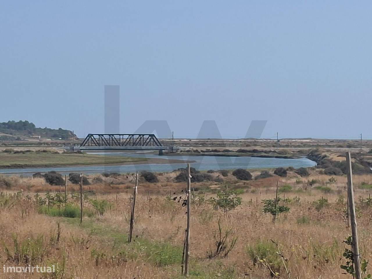 Propriedade agrícola com 78.640 m2 em Vale da Lama, Odiáxere.-0