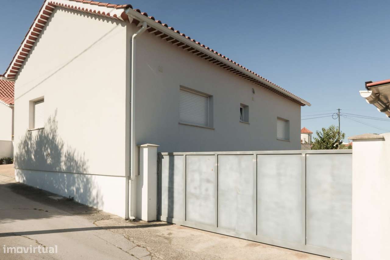 Moradia T3 Renovada - Fatima-28