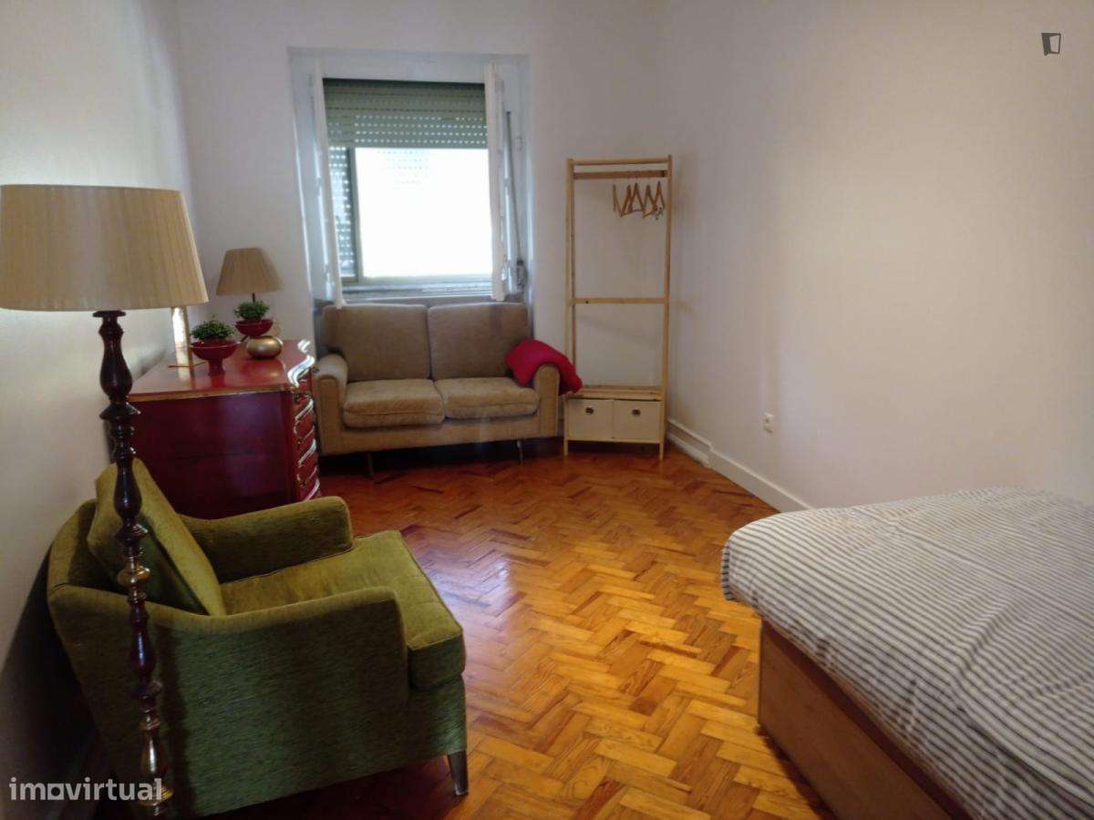 Quarto - localizado em Penha de França Lisbon - Grande imagem: 4/15