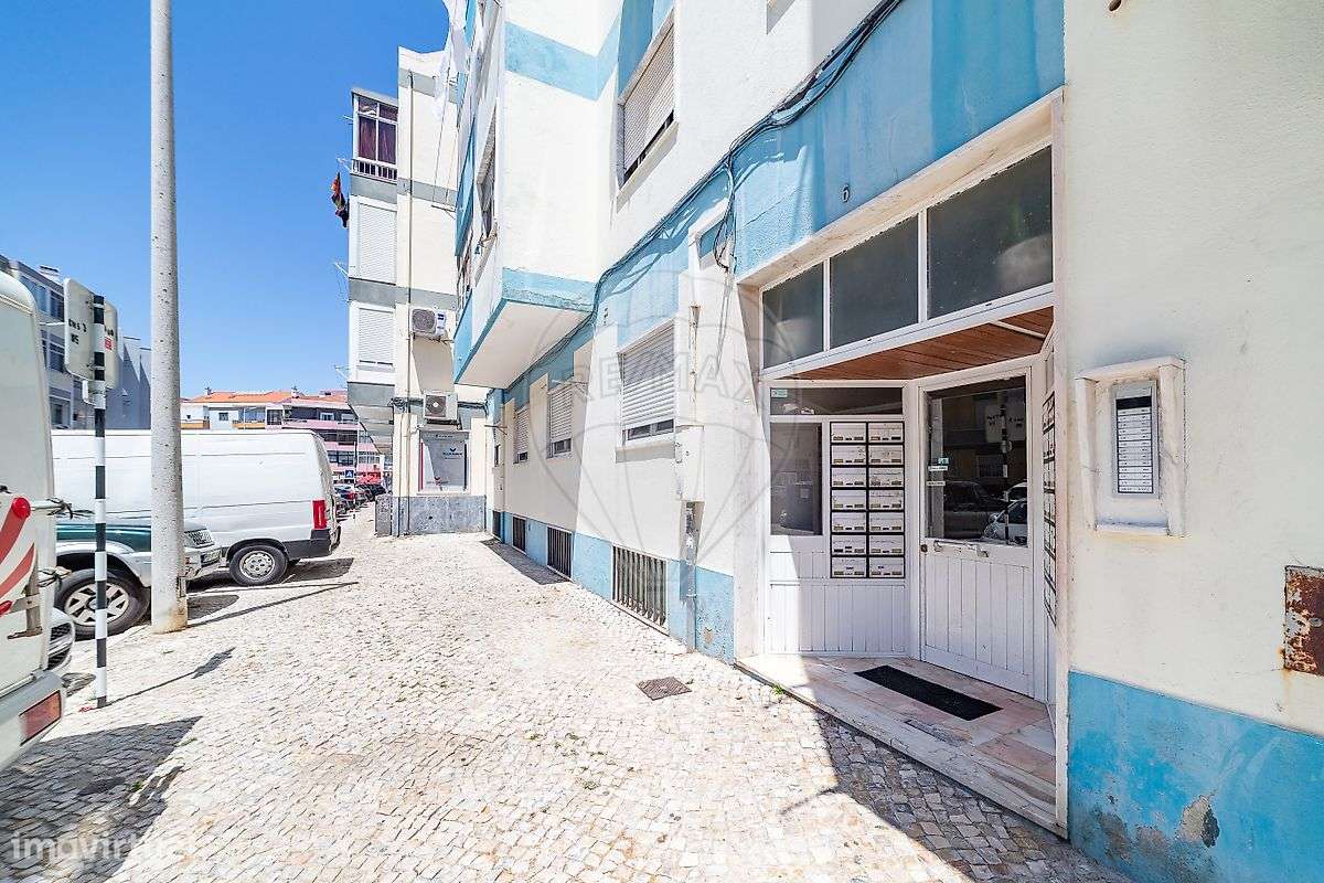 Apartamento T2 para venda na Cruz de Pau, Amora.-28