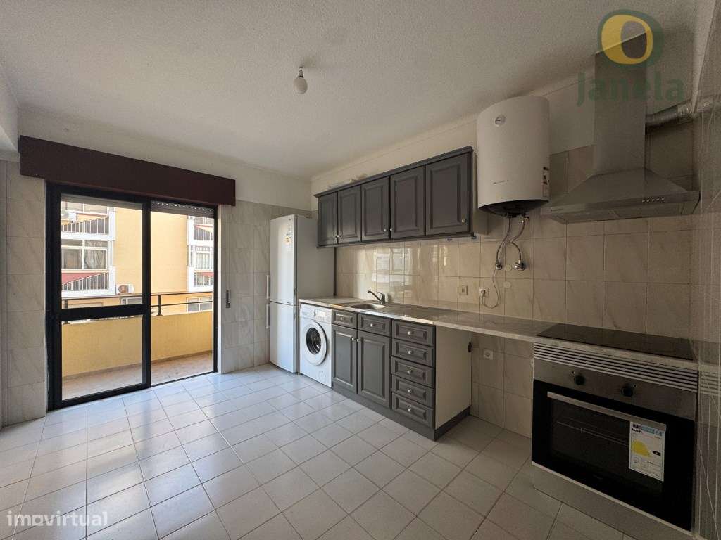 Apartamento T0 com Excelente Área no Centro de Faro - Ideal para Pr...-10