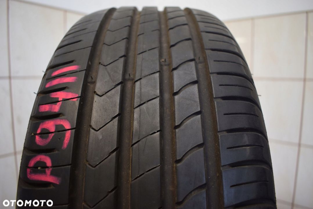 R16 205/50 87W Kumho ECSTA HS51 - 1