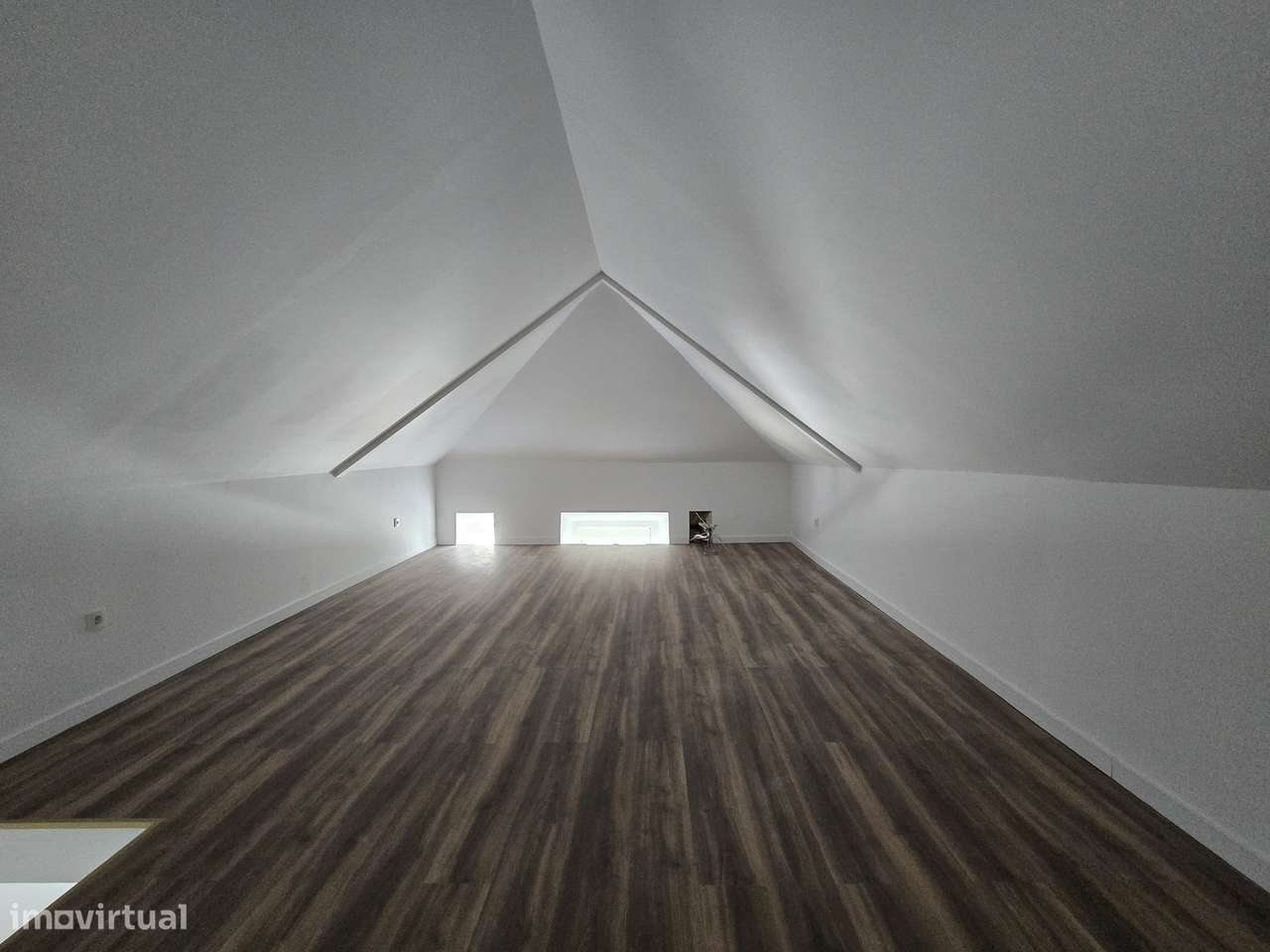 Fantástica Moradia T2 Totalmente Renovada na Zona Histórica de Palmela-35