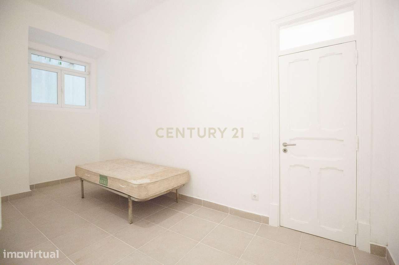 T0 remodelado na Rua Rodrigo da Fonseca : viver num lugar grande - Grande imagem: 4/26