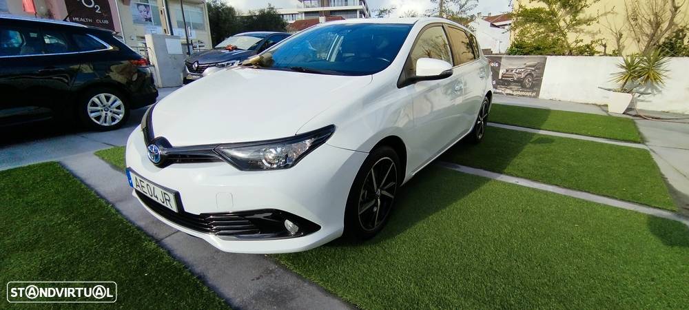 Toyota Auris 1.8 HSD Comfort +P.Sport+Navi - 2