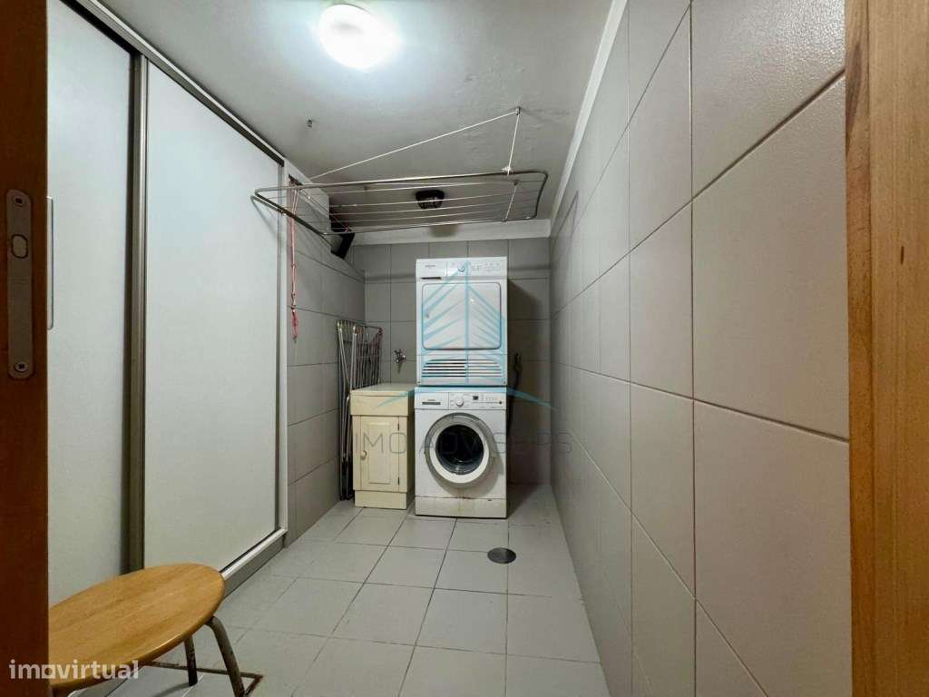 Moradia T4 com Piscina na cobertura-41