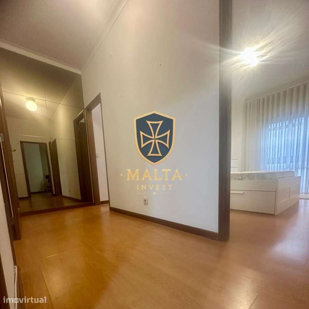 Apartamento T3 Renovado na Rua do Caires em Braga-4