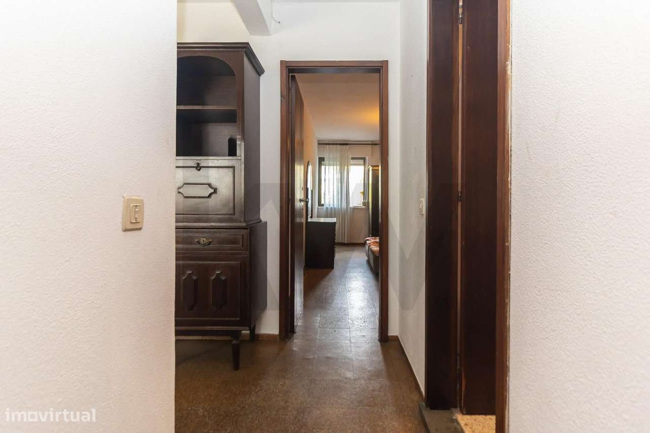 Apartamento T3 na Fonte da Prata – Excelente Oportunidade de Mercado,-19