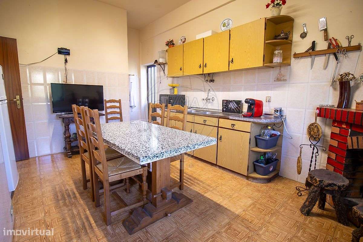 Moradia T4 para venda-36